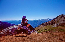 088_chris-mica-on-saddle-highroute