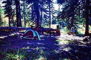 image-lake-camp