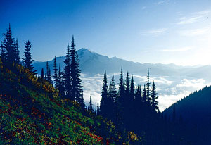 005-glacier-peak-clouds